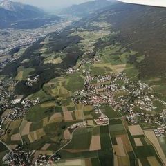 Flugwegposition um 16:06:00: Aufgenommen in der Nähe von Gemeinde Lans, Lans, Österreich in 1699 Meter